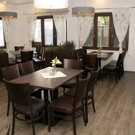 Гостевой дом Aladdin Теплице