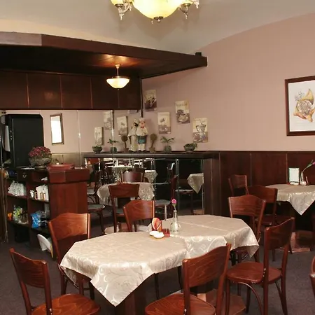 Гостевой дом Aladdin Теплице