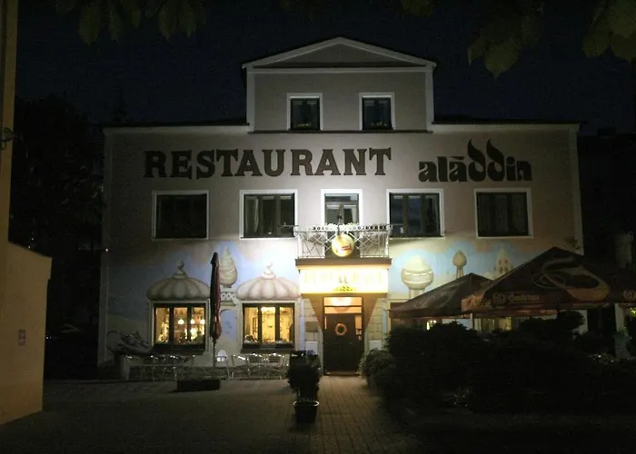 Aladdin Pensionat 3*